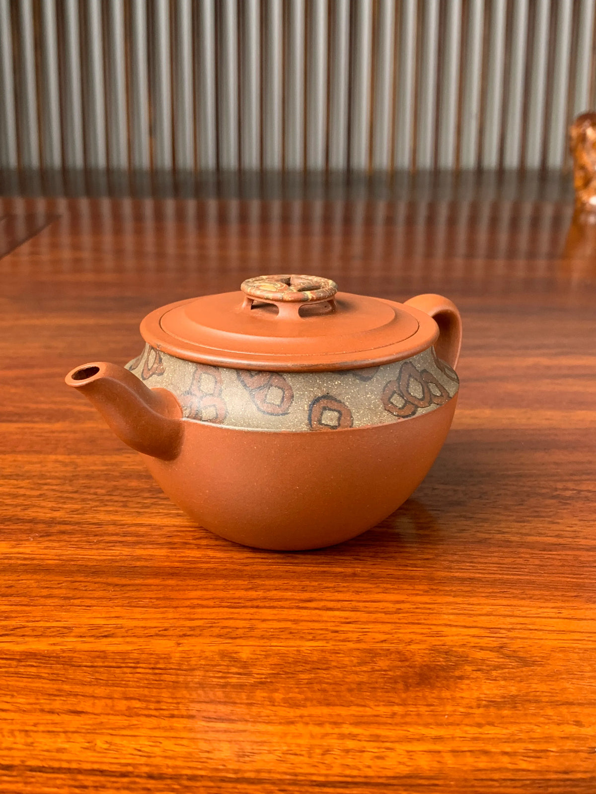 the right view of the yixing zisha clay teapot named bring wealth