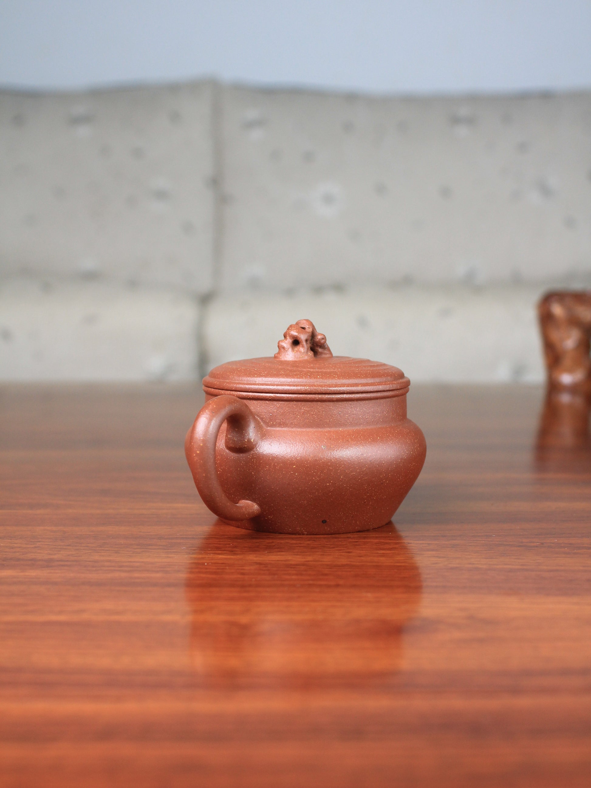 yixing zisha teapot on the table