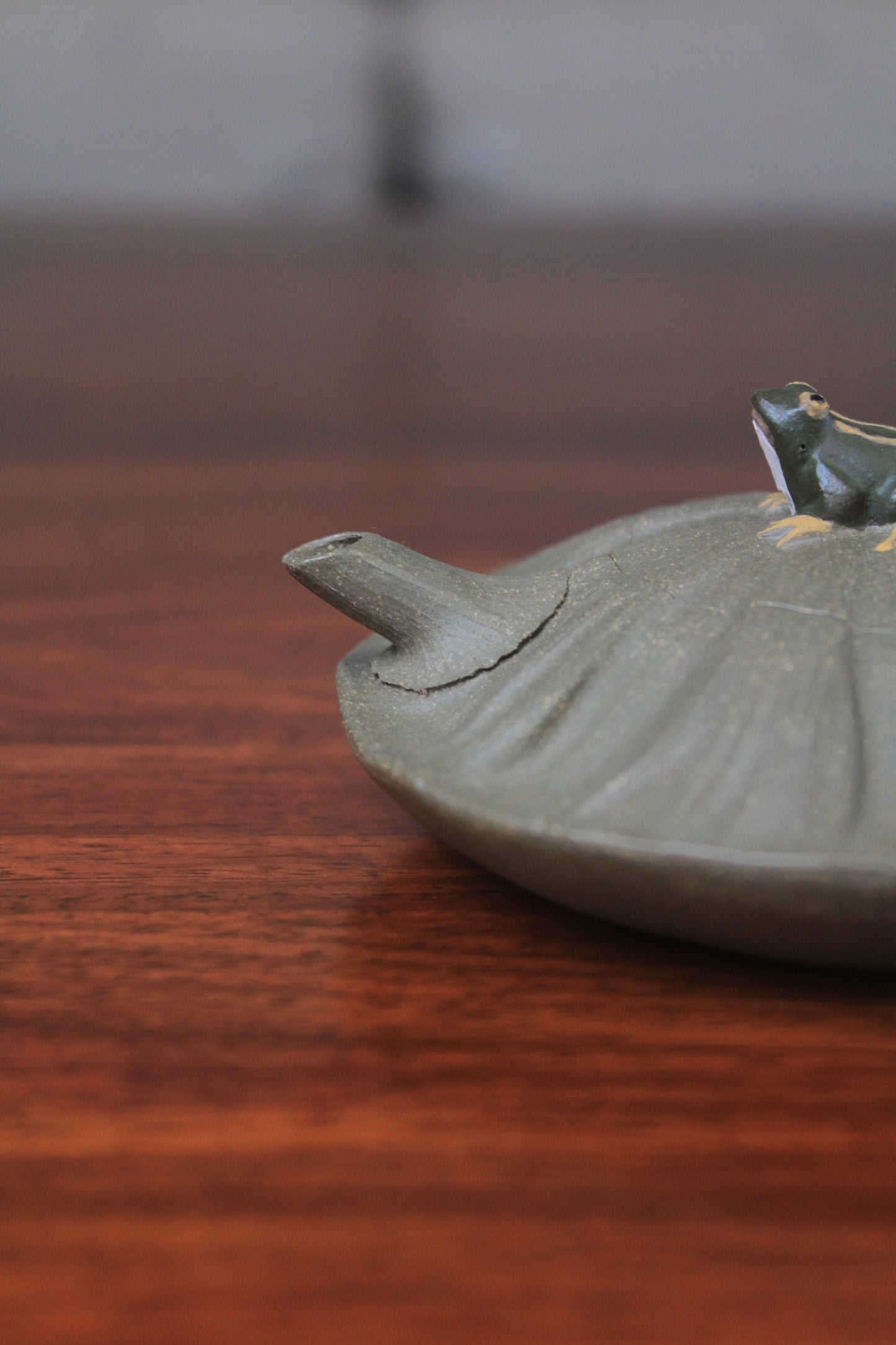 yixing teapot he ye fully handmade by famous artist 110ml