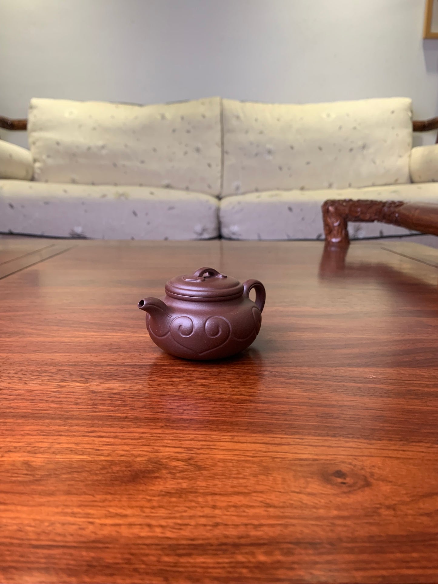 This is an authentic yixing teapot artwork fully handmade from yixing zisha purple sand clay,high-quality teapot