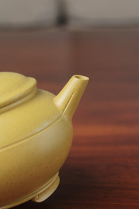 the spout detail of zisha teapot, handmade with purple clay from teapot art zisha art gallery 