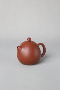 right view of the cute small dragon egg zisha teapot
