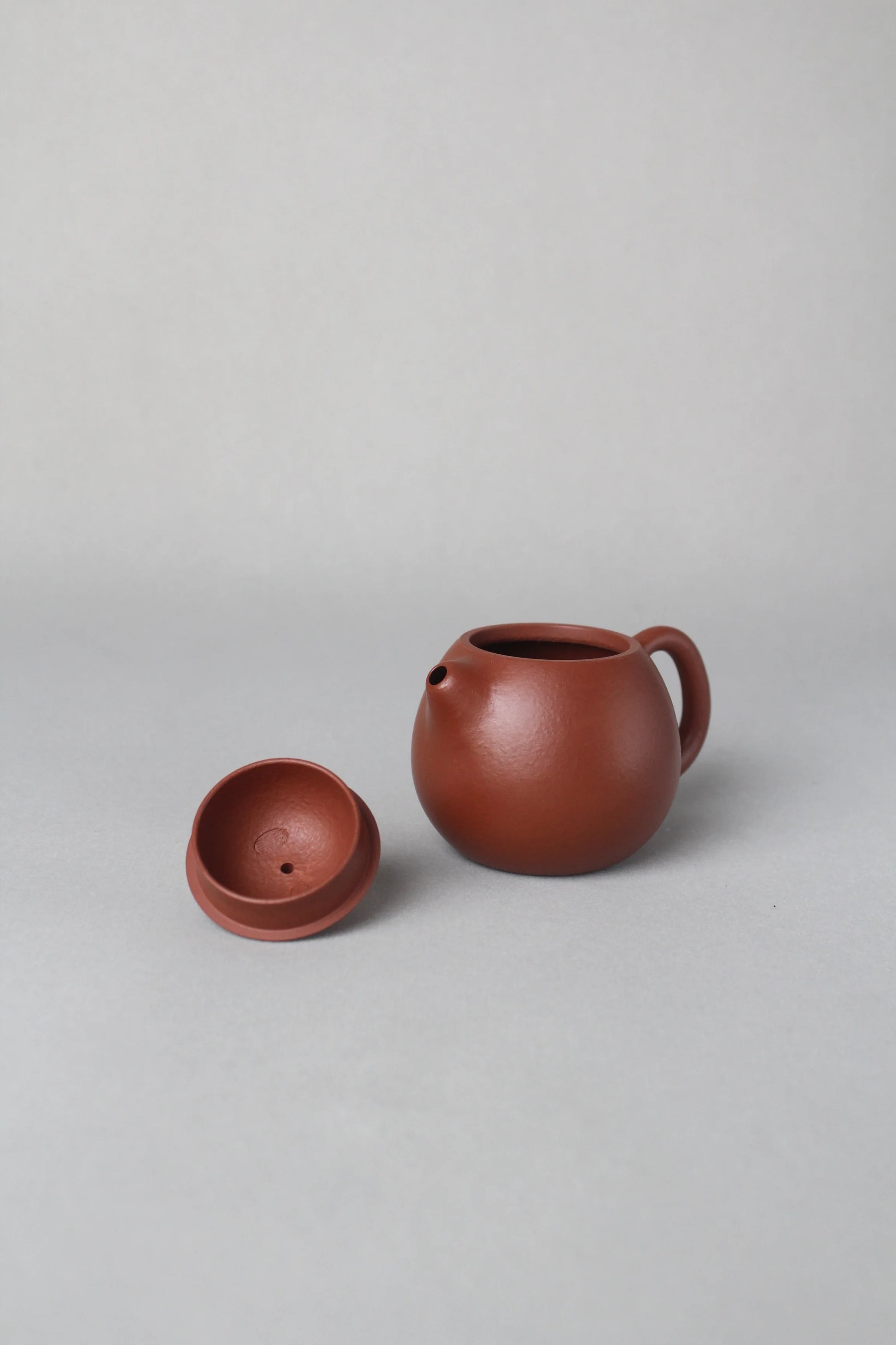 small dragon egg shape yixing zisha teapot