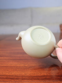 Bottom of the zisha teapot