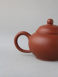 handle of the small size zisha teapot 