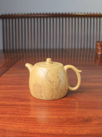 zisha teapot named Han Duo for loose leaf tea