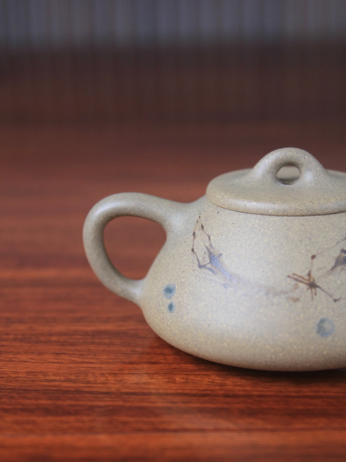 handle of small zisha teapot shi piao for gongfutea