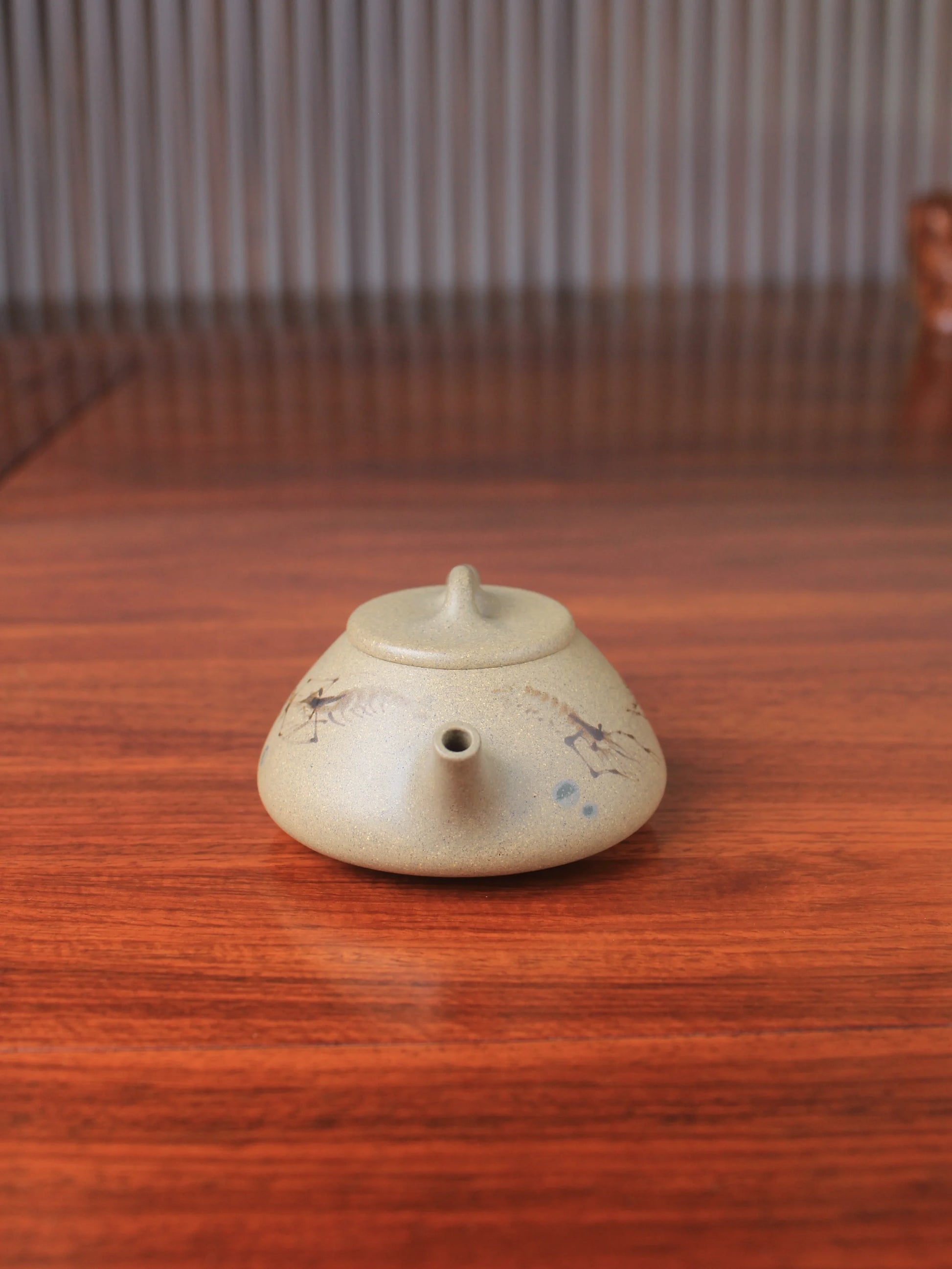 small zisha teapot shi piao for gongfutea - front view