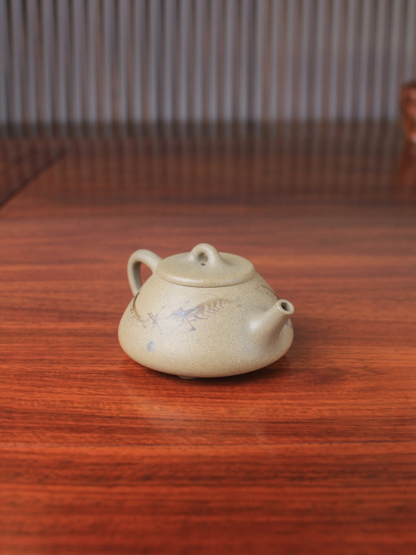 small zisha teapot shi piao for gongfutea - left view
