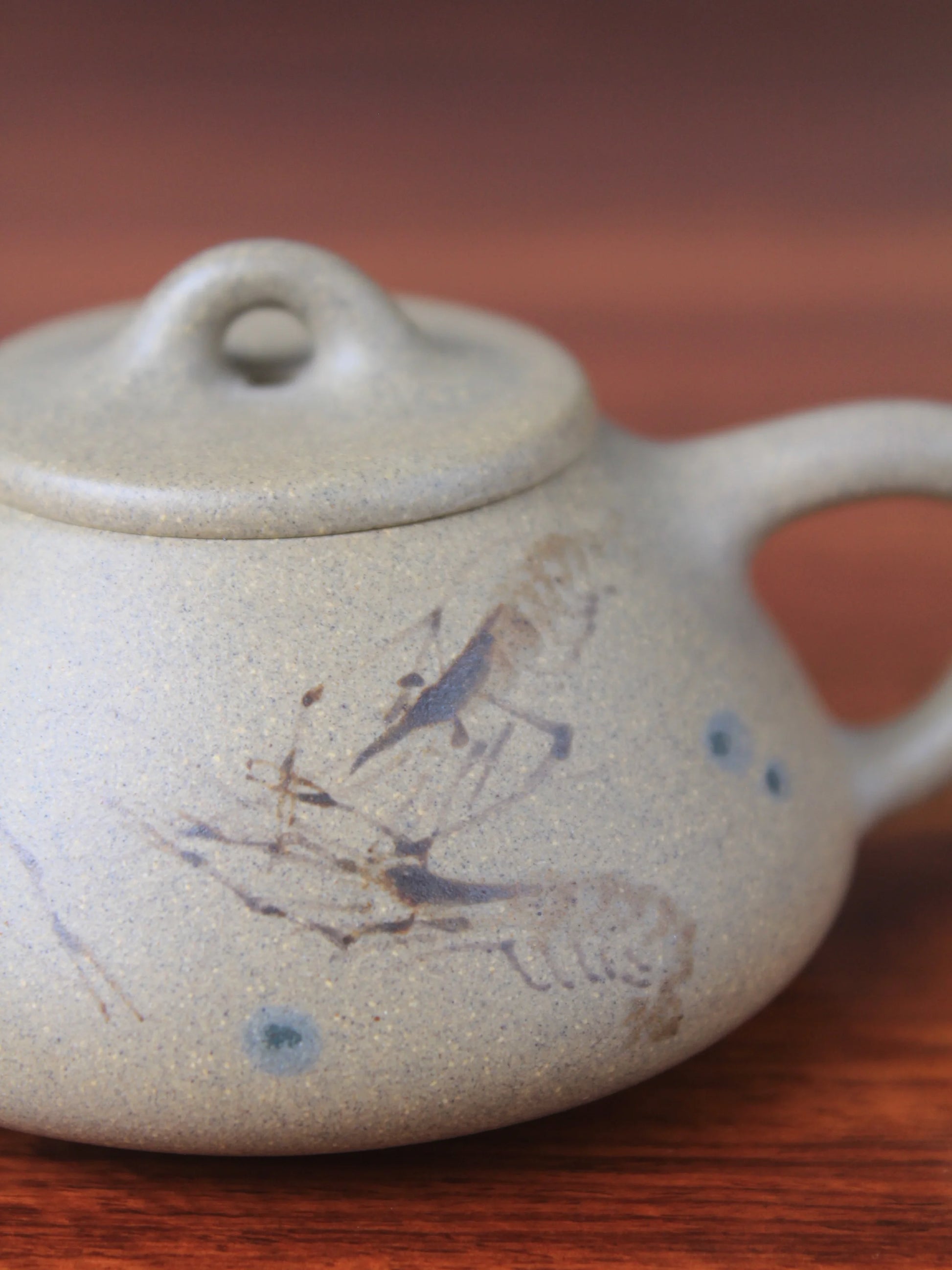 detail of the small zisha teapot shi piao for gongfutea