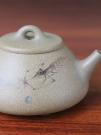 detail of small yixing zisha teapot shi piao for gongfutea